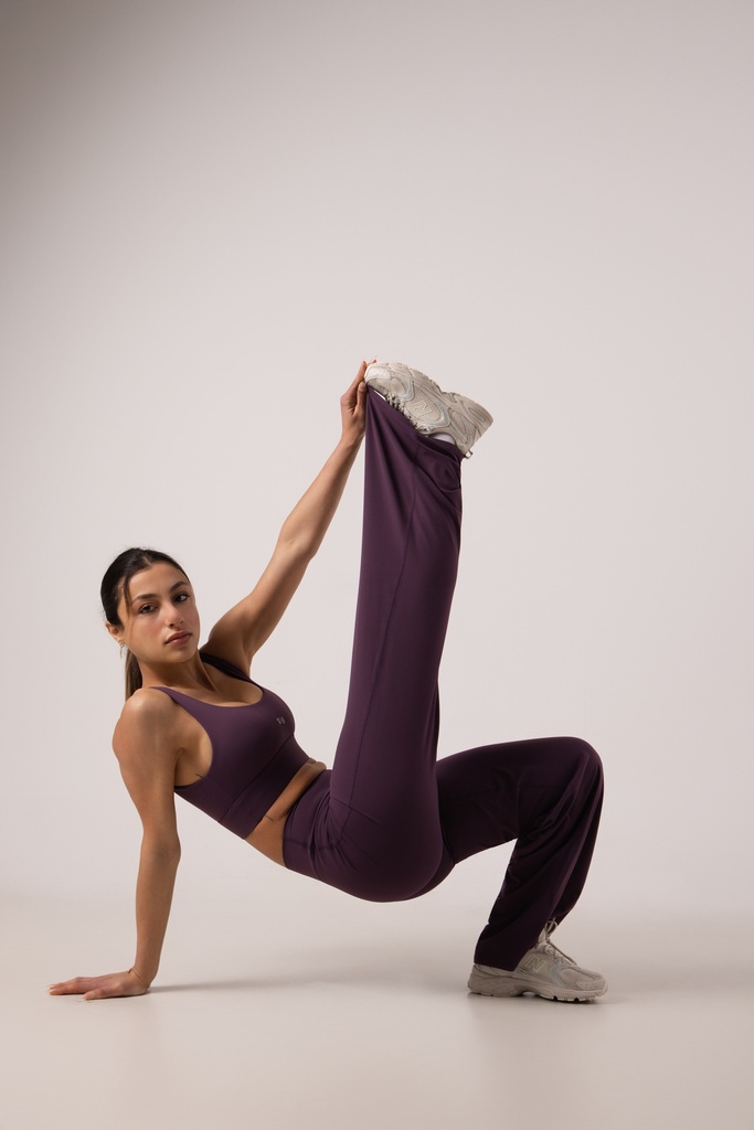 Violet Straight Fit Pants