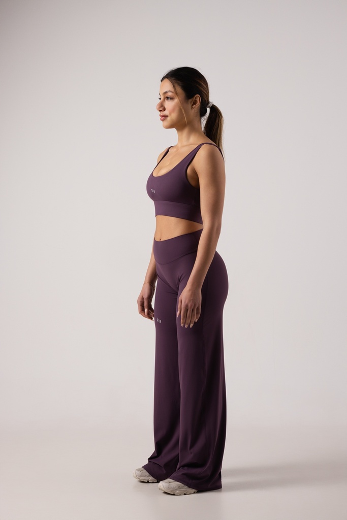 Violet Straight Fit Pants