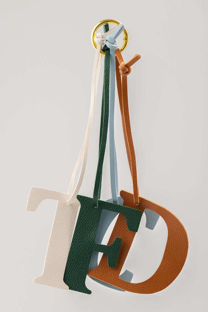 Letter Charm 	 	 	 	 