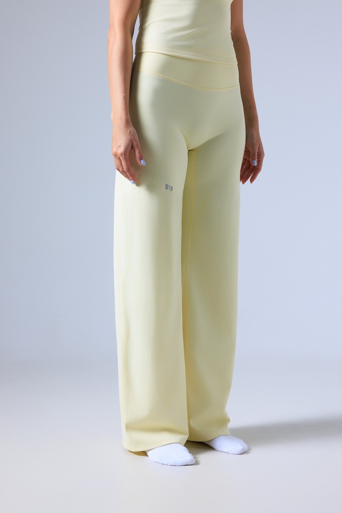 Straight Fit pants Butter