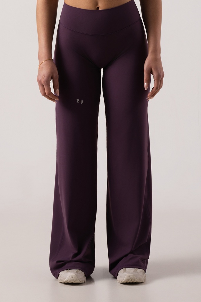 Violet Straight Fit Pants